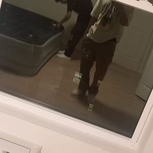 Meet your Posher, Isacc